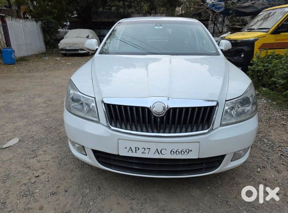 2010 Skoda Laura - Going Abroad