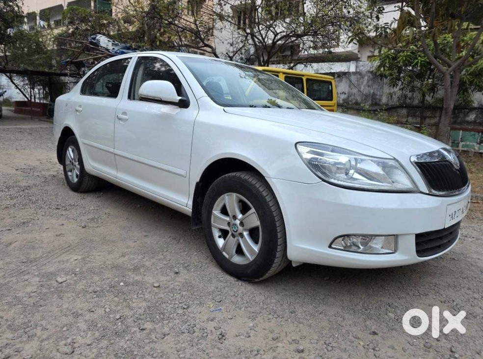 2010 Skoda Laura - Going Abroad