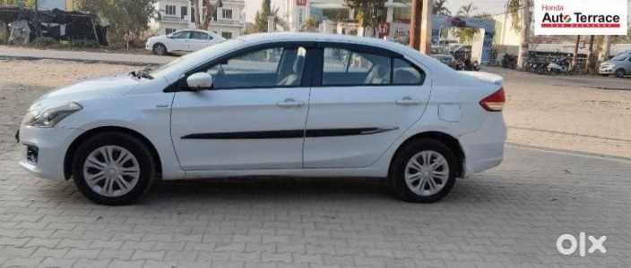 Ciaz 2014 Petrol Selling Asap