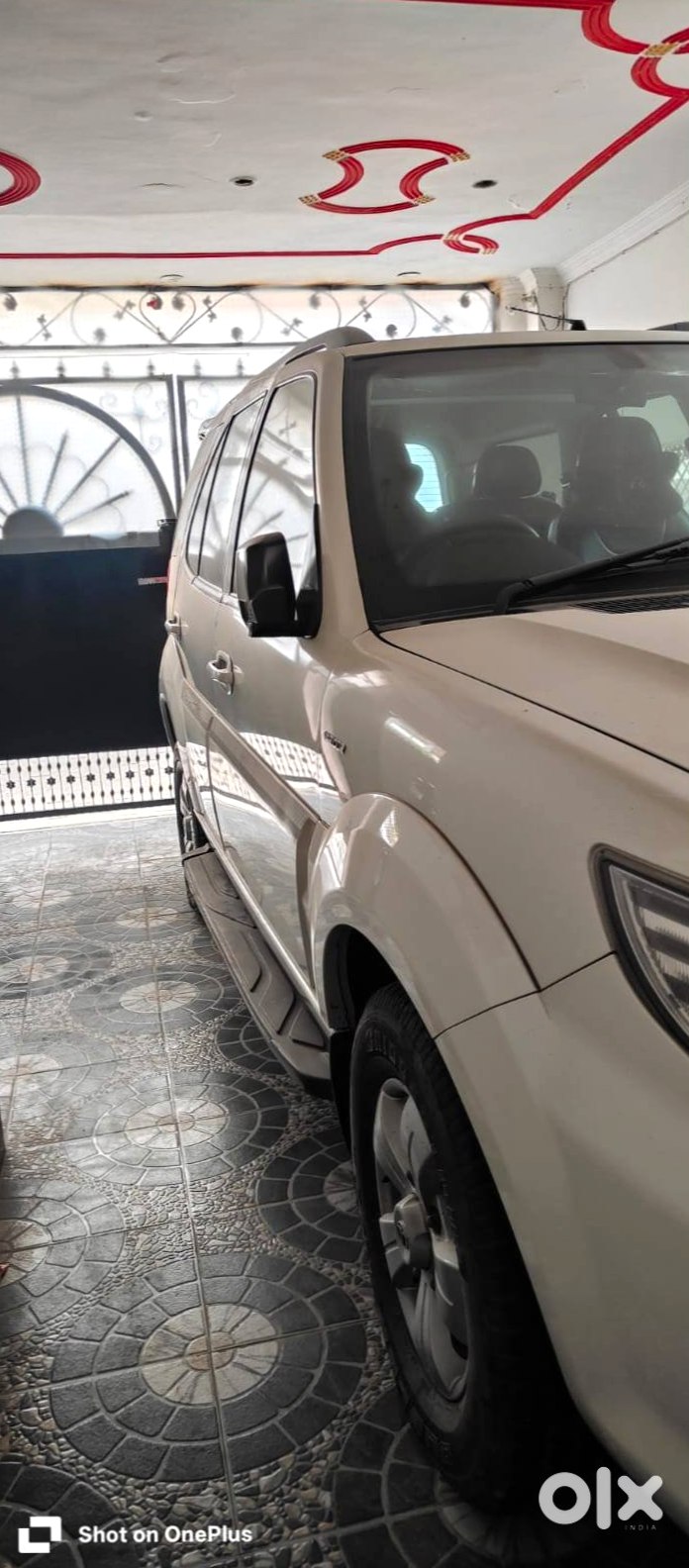 Tata Safari Storme 2016 - Shifting Abroad