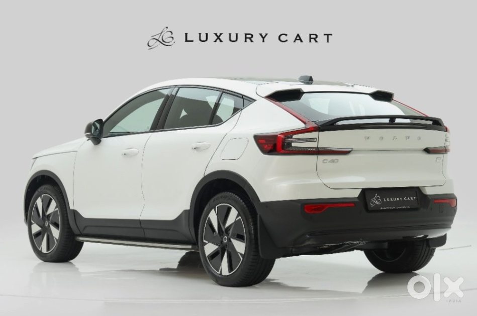 Urgent: 2023 Volvo C40 Recharge - Premium Ev