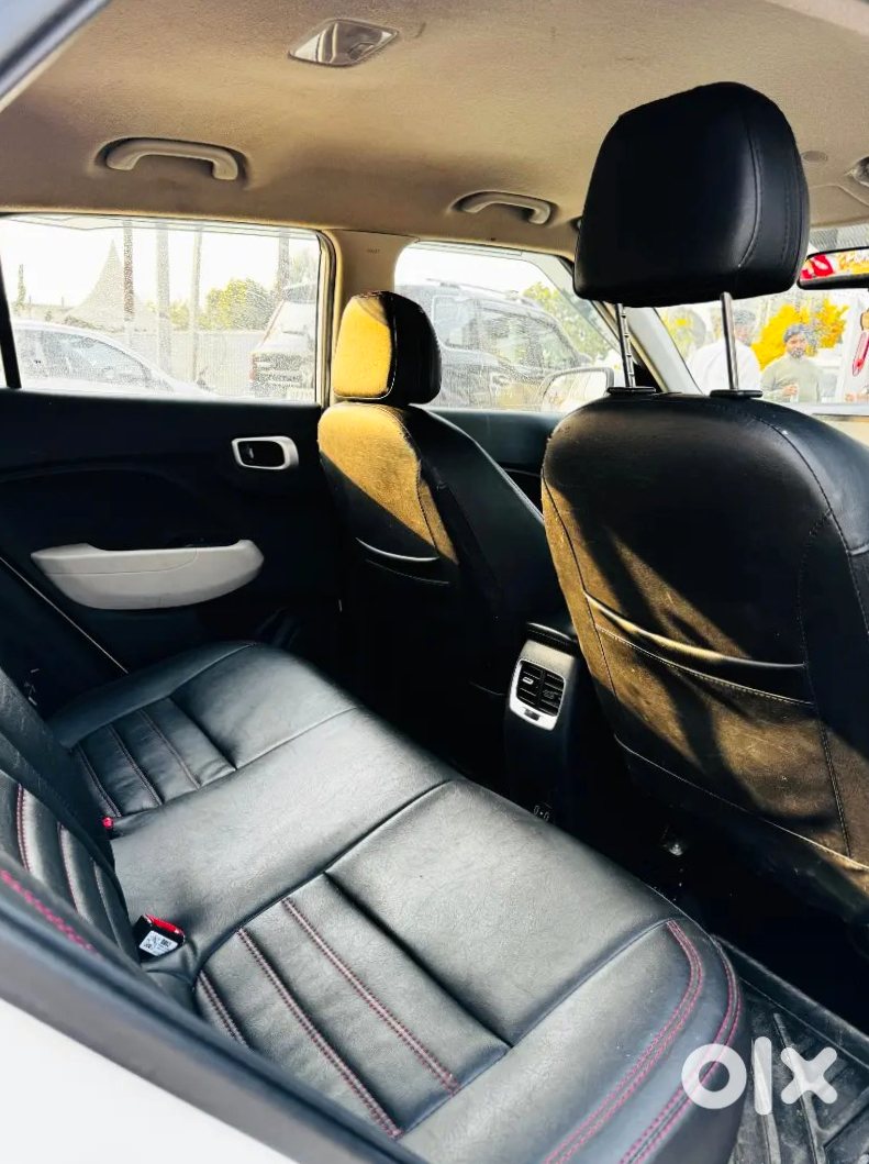 Urgent: 2018 Hyundai Venue Diesel