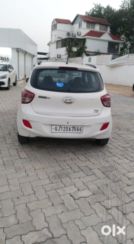 Grand I10 Old Model