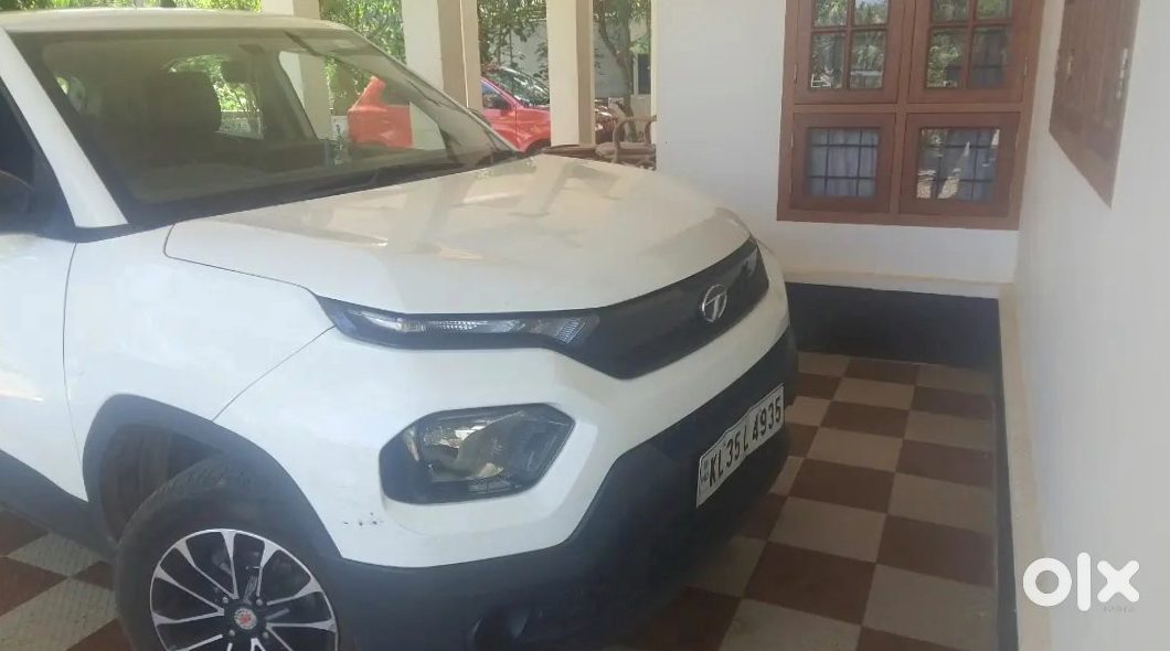 2022 Tata Punch Cng Manual