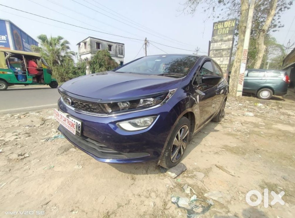 2024 Tata Altroz Petrol Manual Single Owner