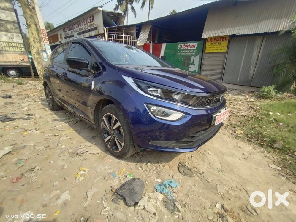 2024 Tata Altroz Petrol Manual Single Owner