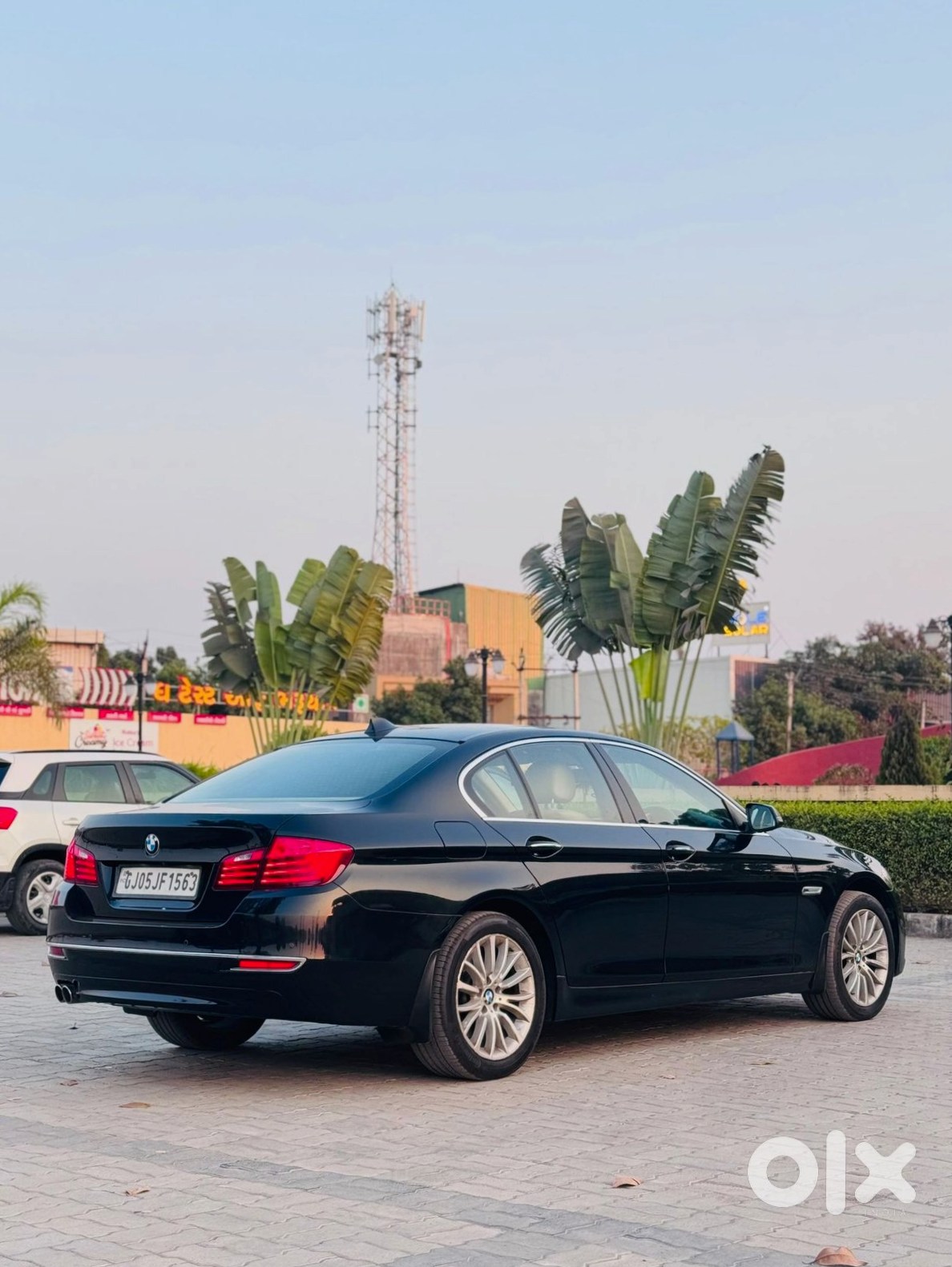 Bmw 5 Series Luxury Sedan