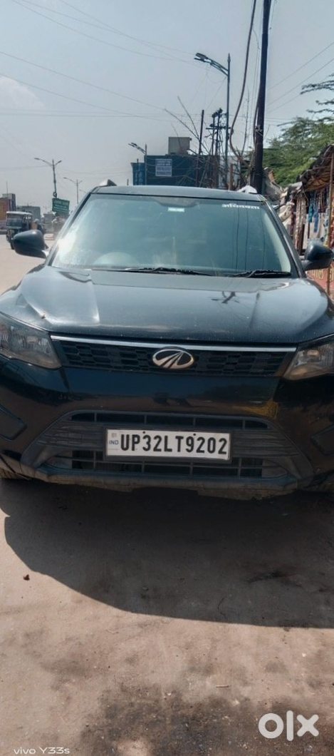 Urgent Sale - Mahindra Xuv 300