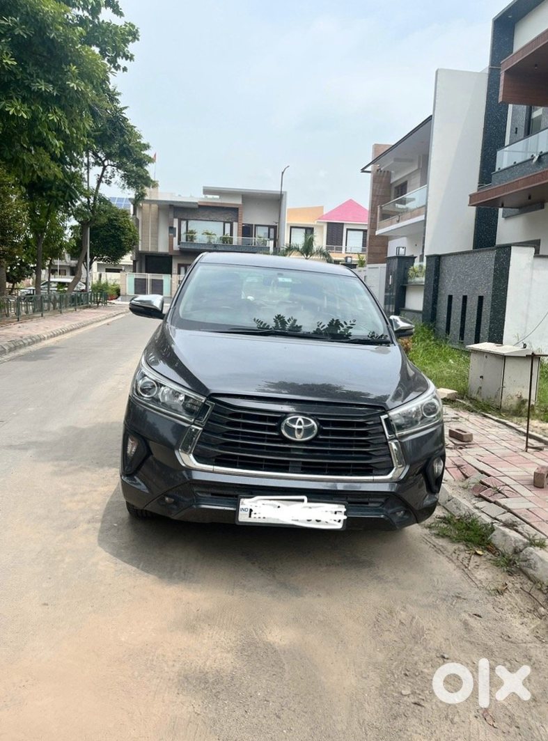 Toyota Innova Crysta 2018 Manual Petrol