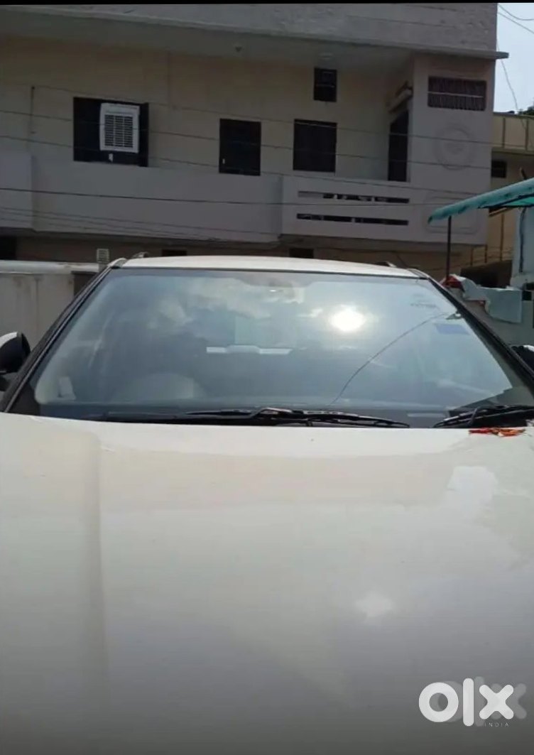 Xuv300 2013 Automatic