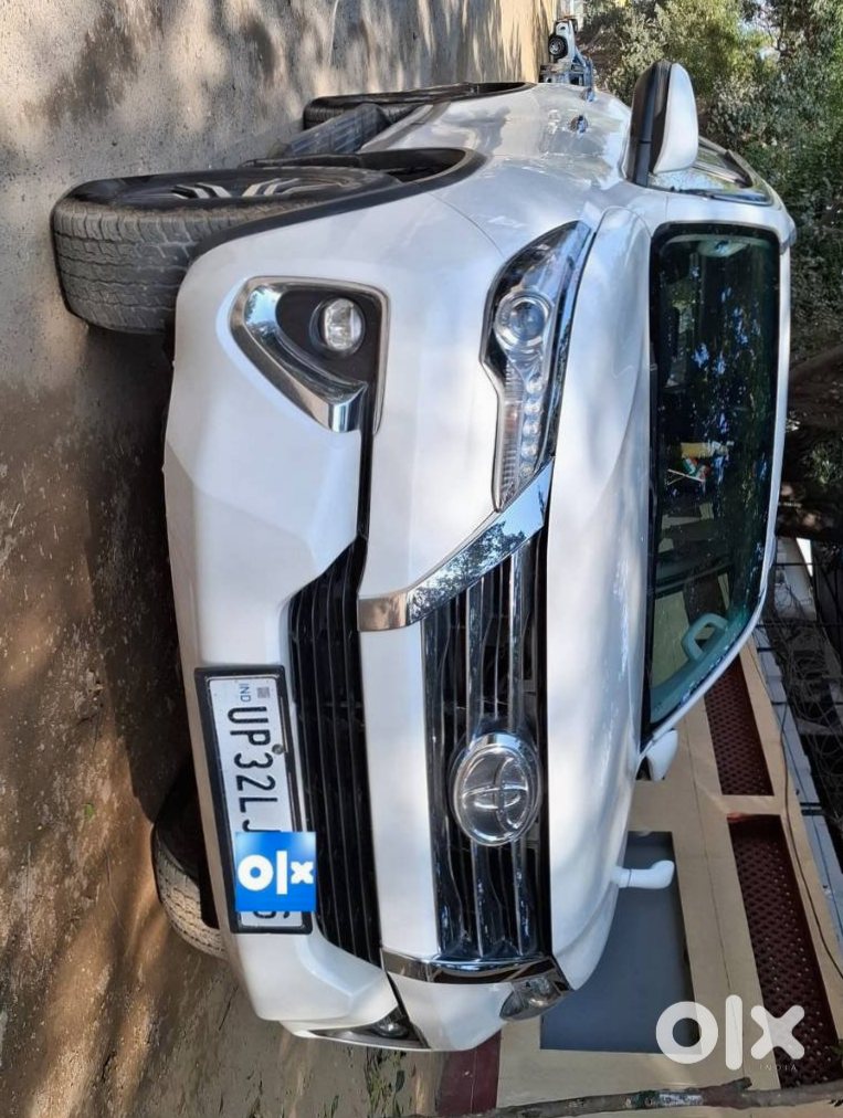 2012 Toyota Fortuner Genuine Sale