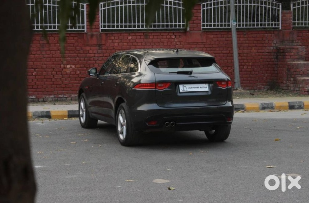 Jaguar F-pace 2023 Diesel Automatic Luxury Suv