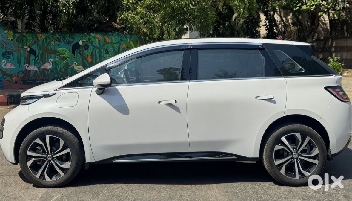 Mg Windsor Ev - Almost New