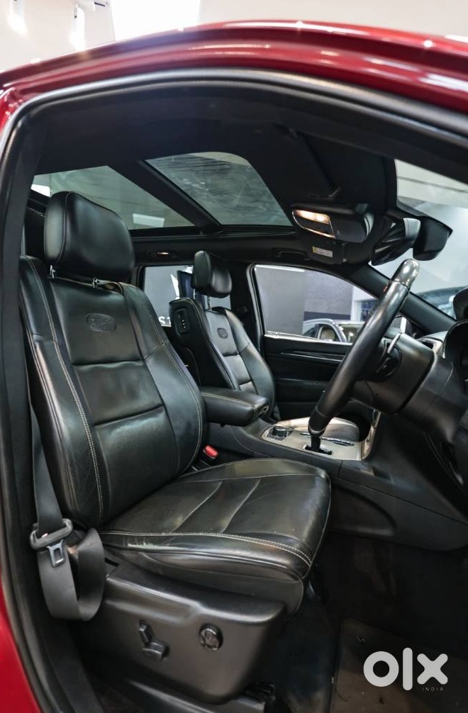 Jeep Grand Cherokee – Luxury Suv