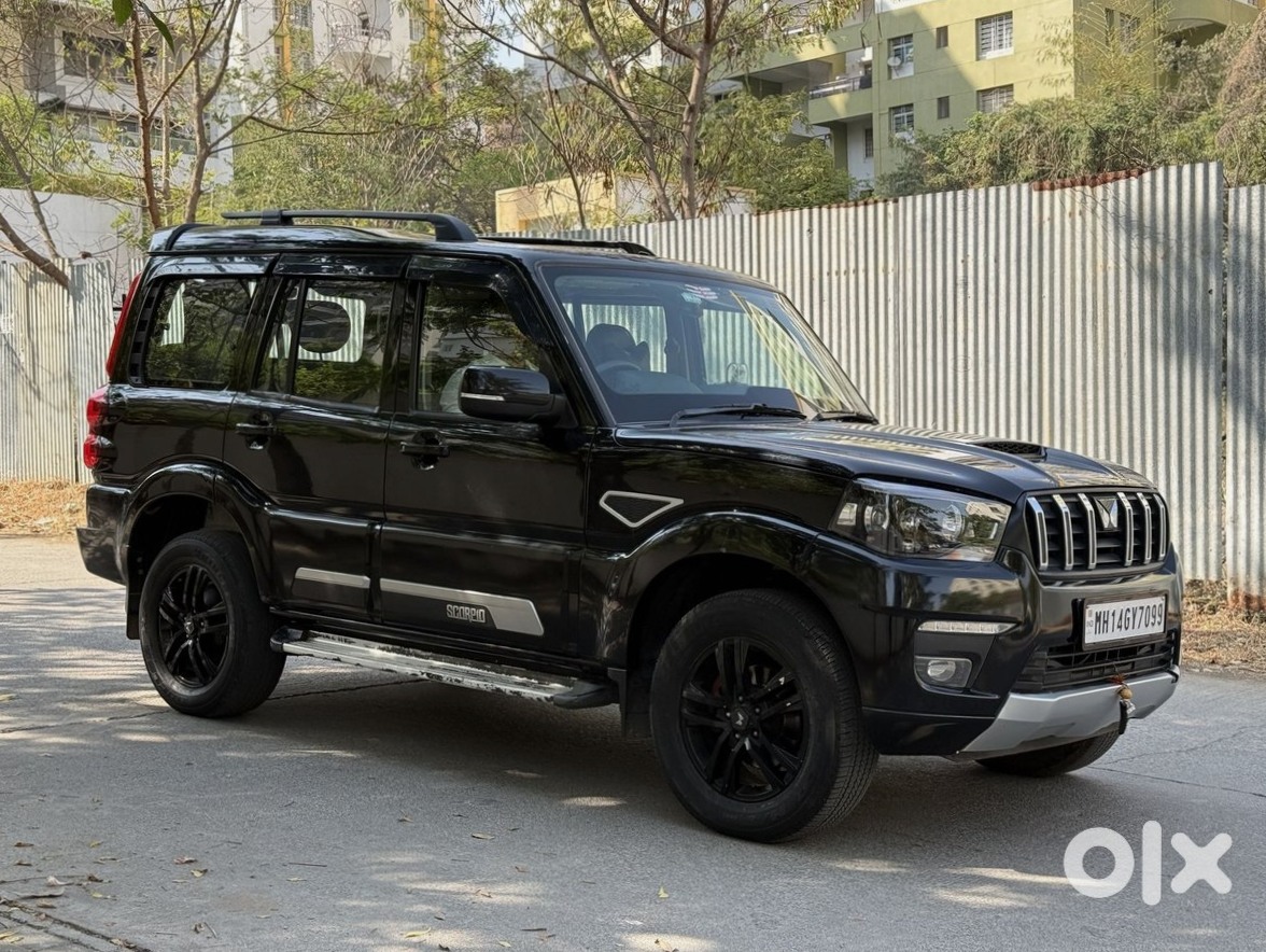 2018 Mahindra Scorpio Petrol Manual