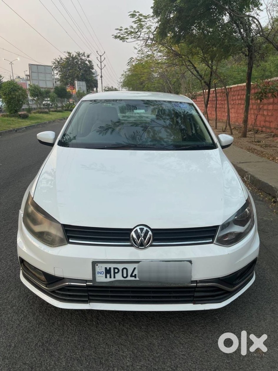Volkswagen Ameo Petrol 2016