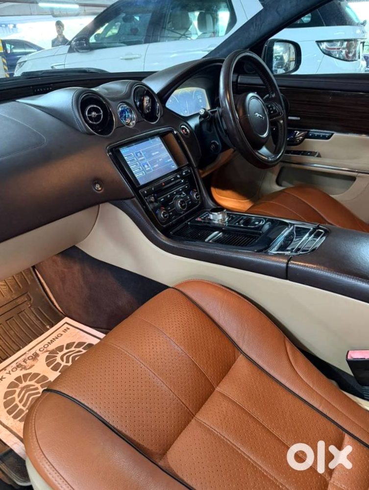 2015 Jaguar Xj - Diesel Manual