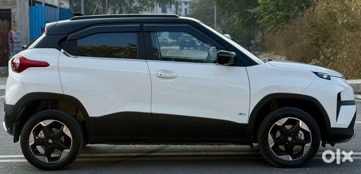 2025 Tata Punch Ev - Almost New