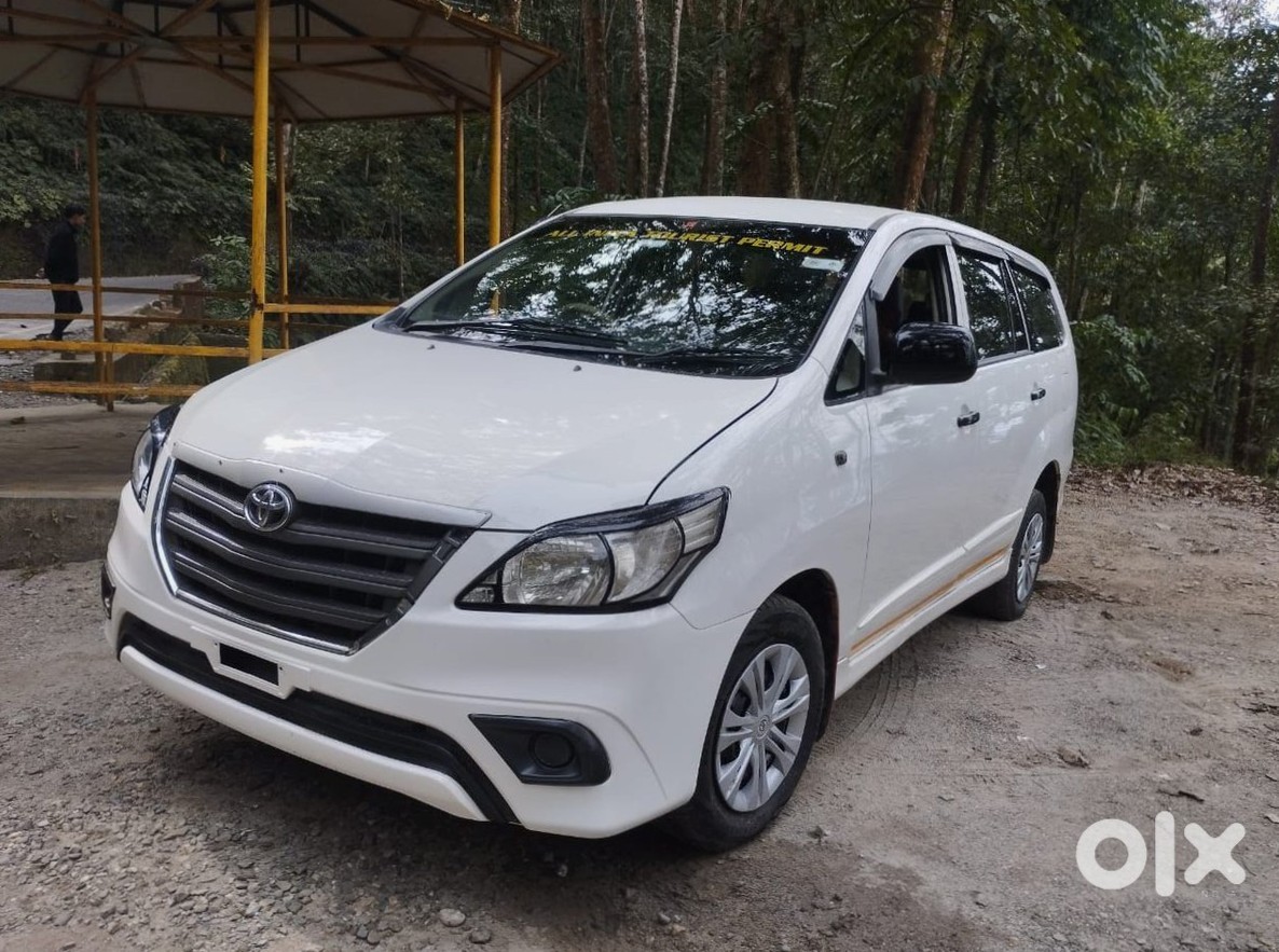 Toyota Innova 2020 - Petrol Manual