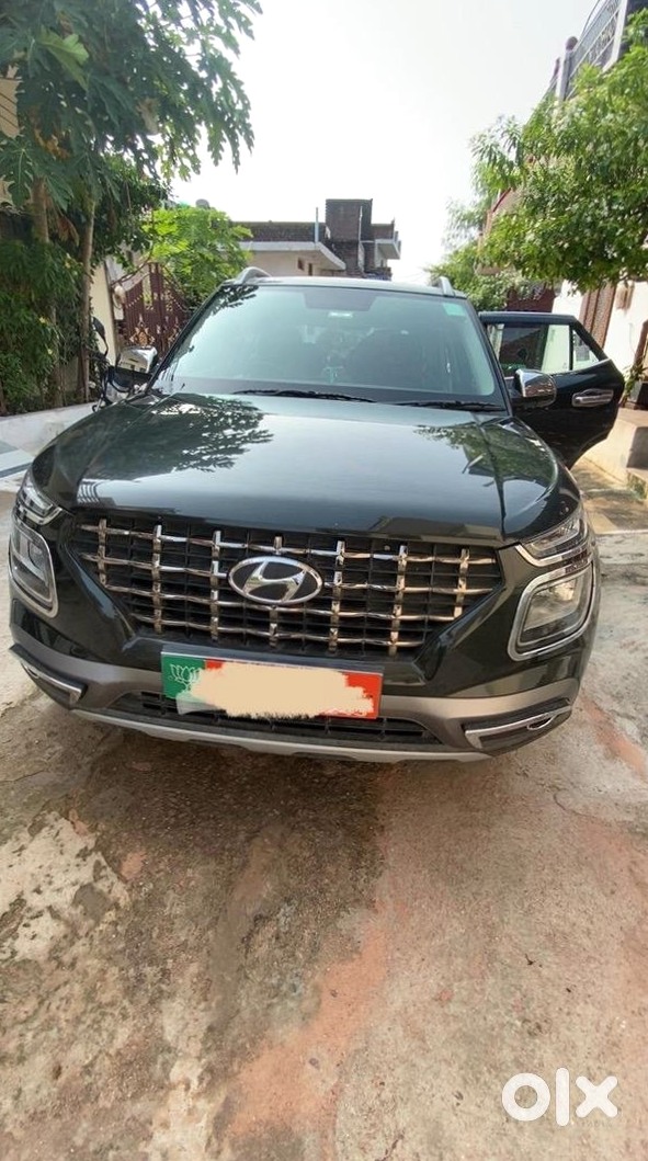 Urgent Sale - 2021 Hyundai Venue Diesel Automatic
