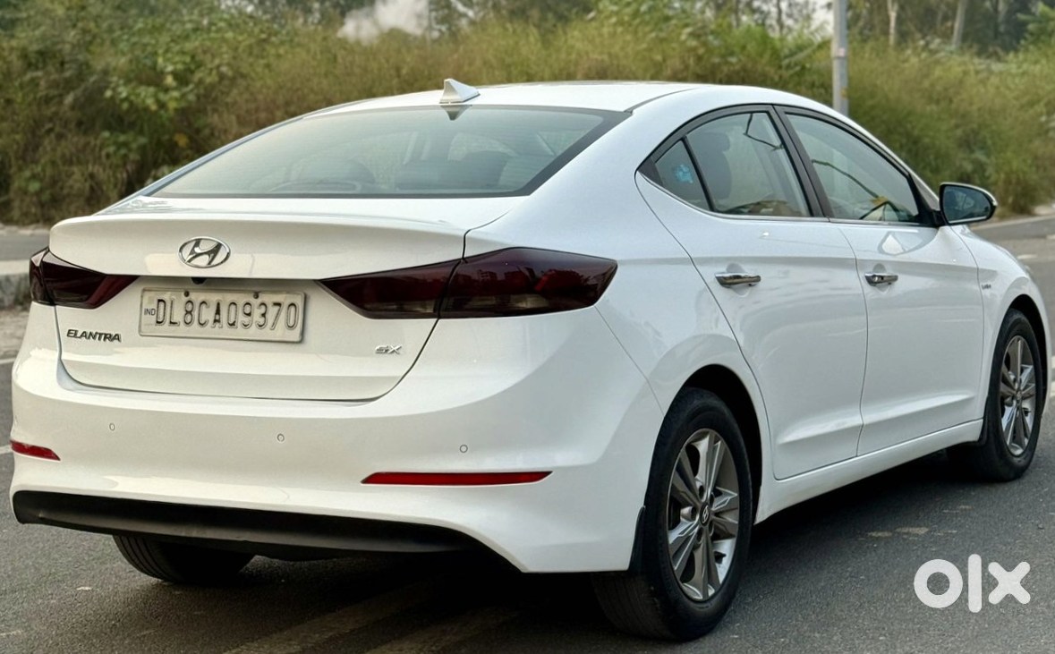 Hyundai Elantra 2012 Petrol