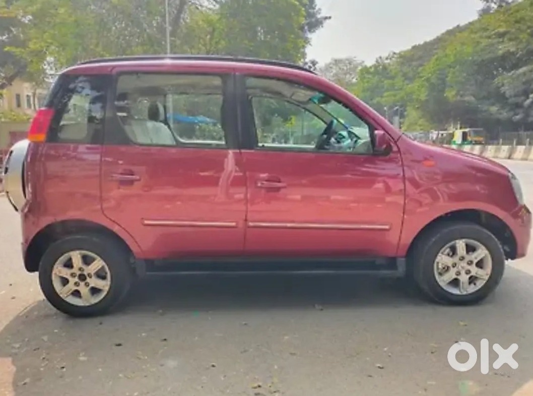 2013 Mahindra Quanto - Shifting City