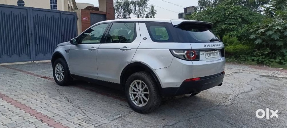 Land Rover Discovery 2021 Cng Automatic Premium