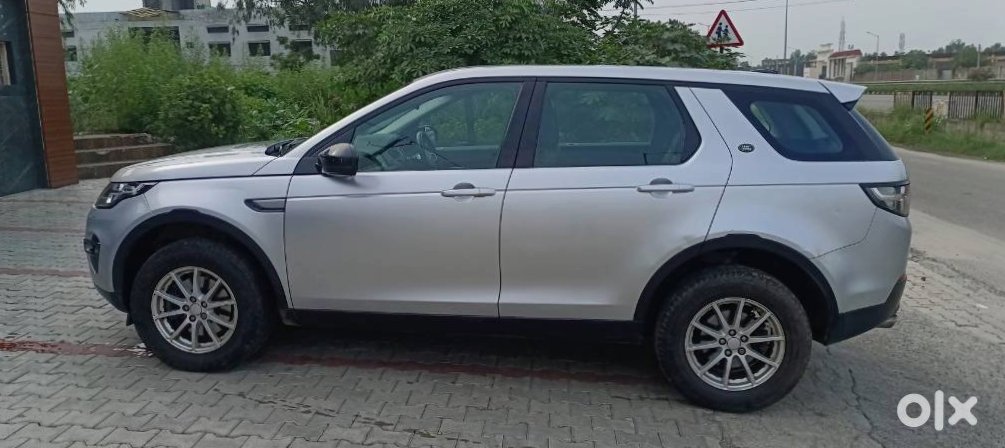 Land Rover Discovery 2021 Cng Automatic Premium