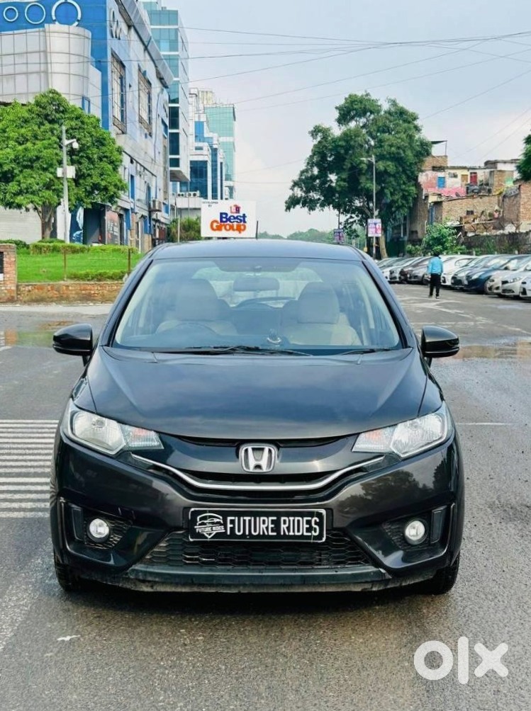 Honda Jazz Urgent Sell