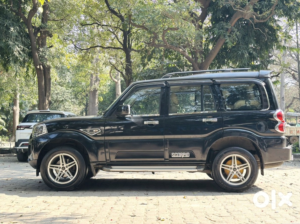 Mahindra Scorpio 2014 Electric - Best Deal