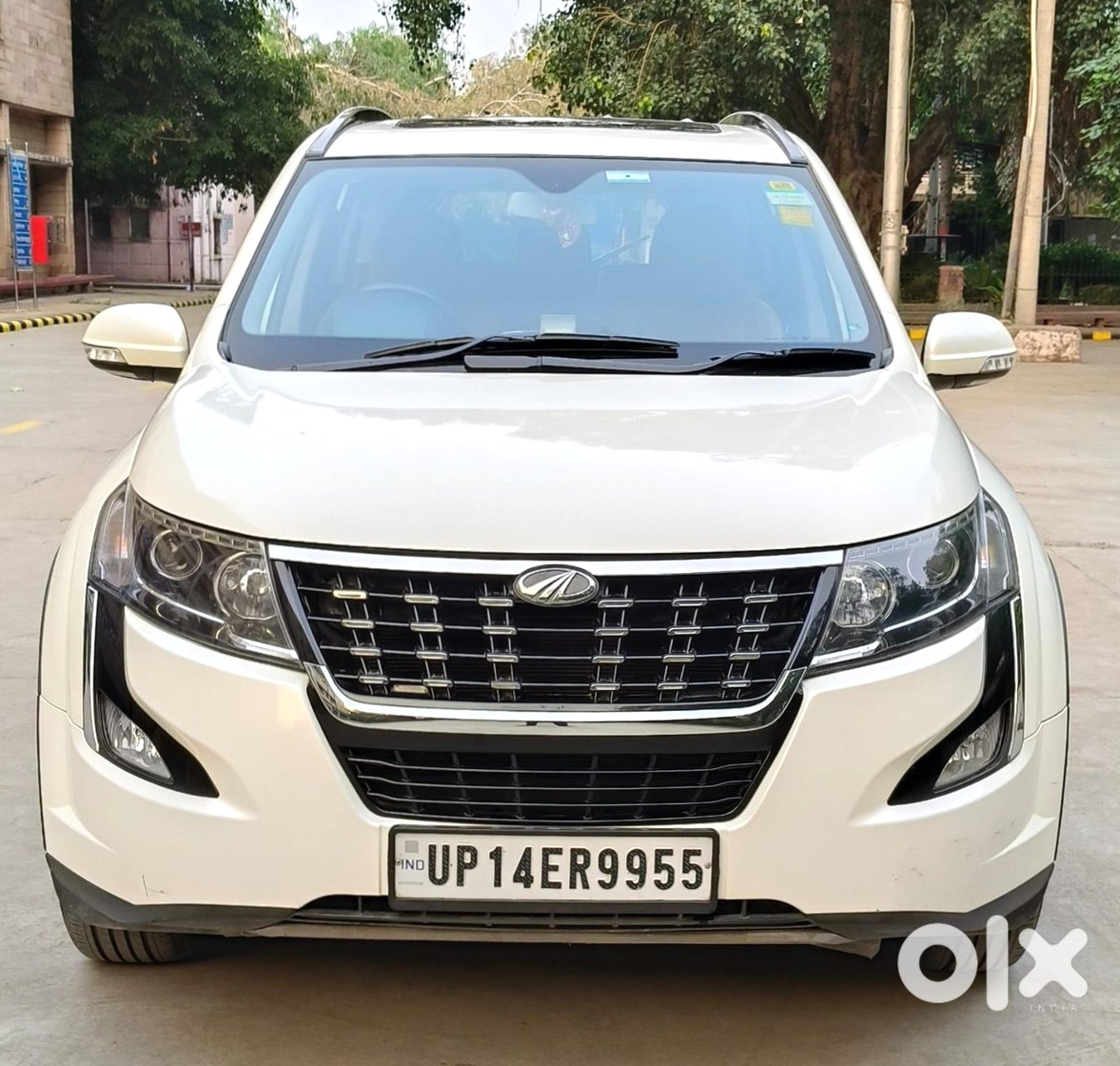 Mahindra Xuv500 Petrol 2020