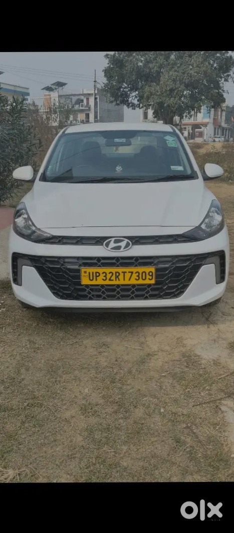 2011 Hyundai Aura - Going Abroad Sale