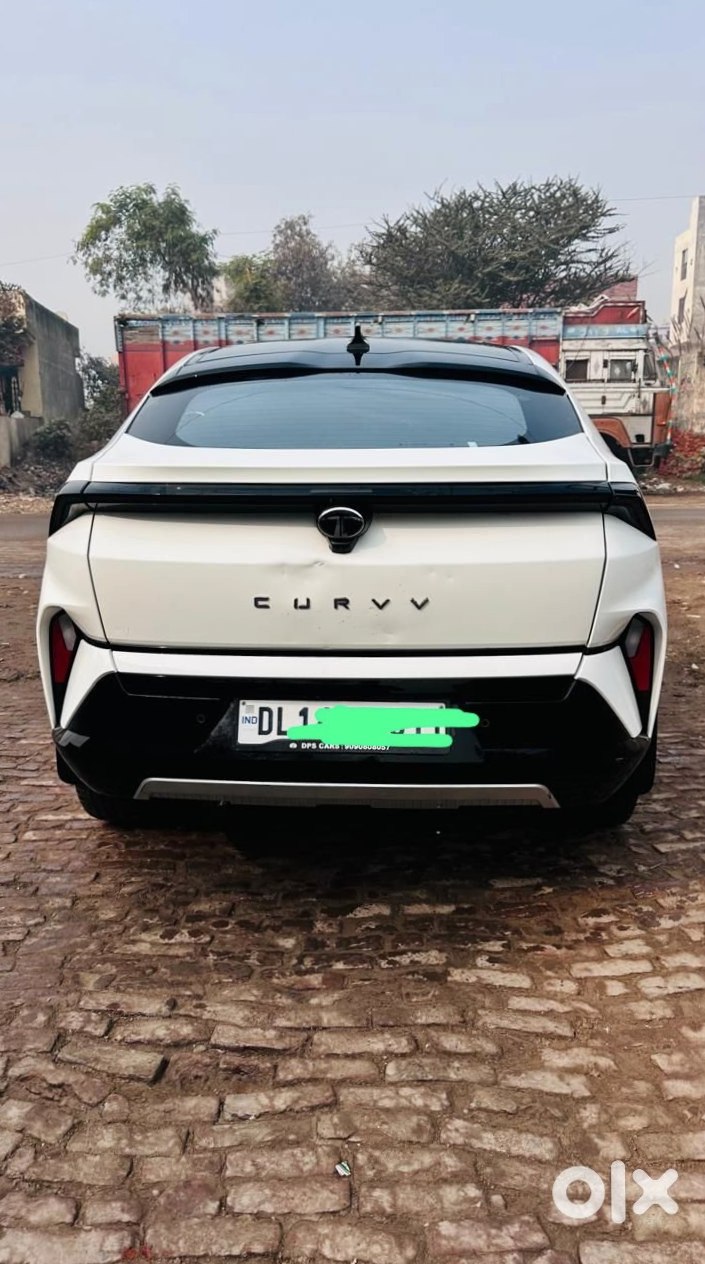 2025 Tata Curvv Diesel Manual