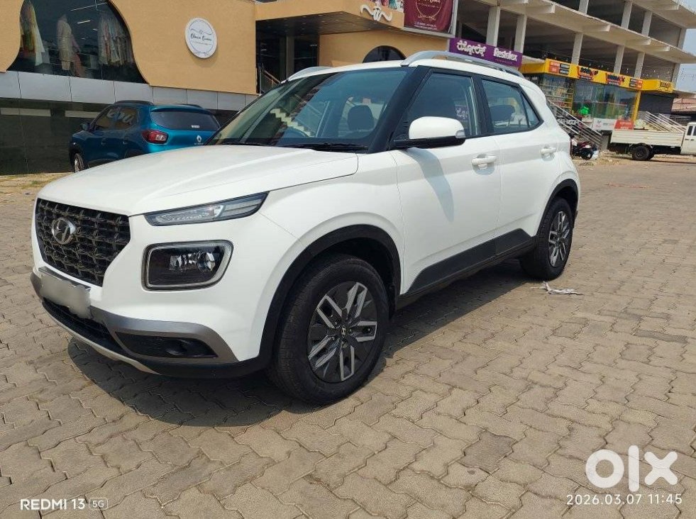 Urgent: Hyundai Venue Cng 2023