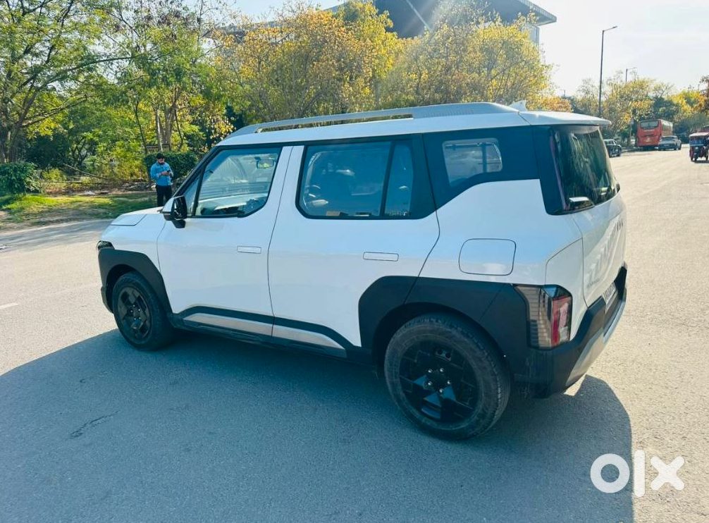 2025 Kia Syros - Practically New