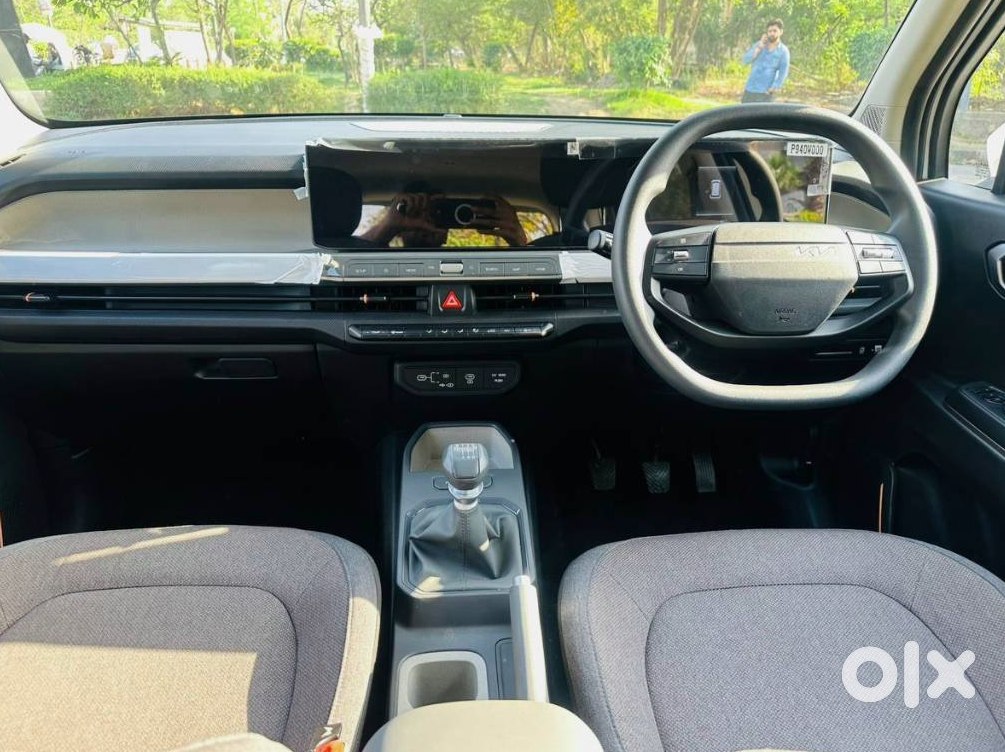 2025 Kia Syros - Practically New