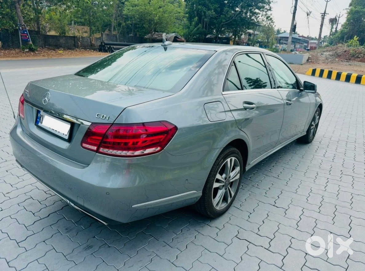 Mercedes E-class 2010 Luxury Car