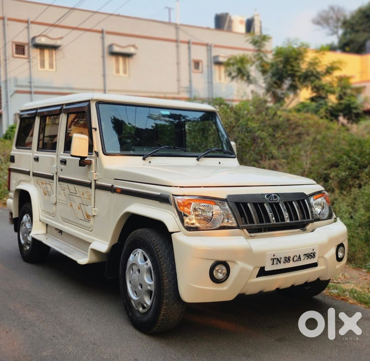 2011 Mahindra Bolero