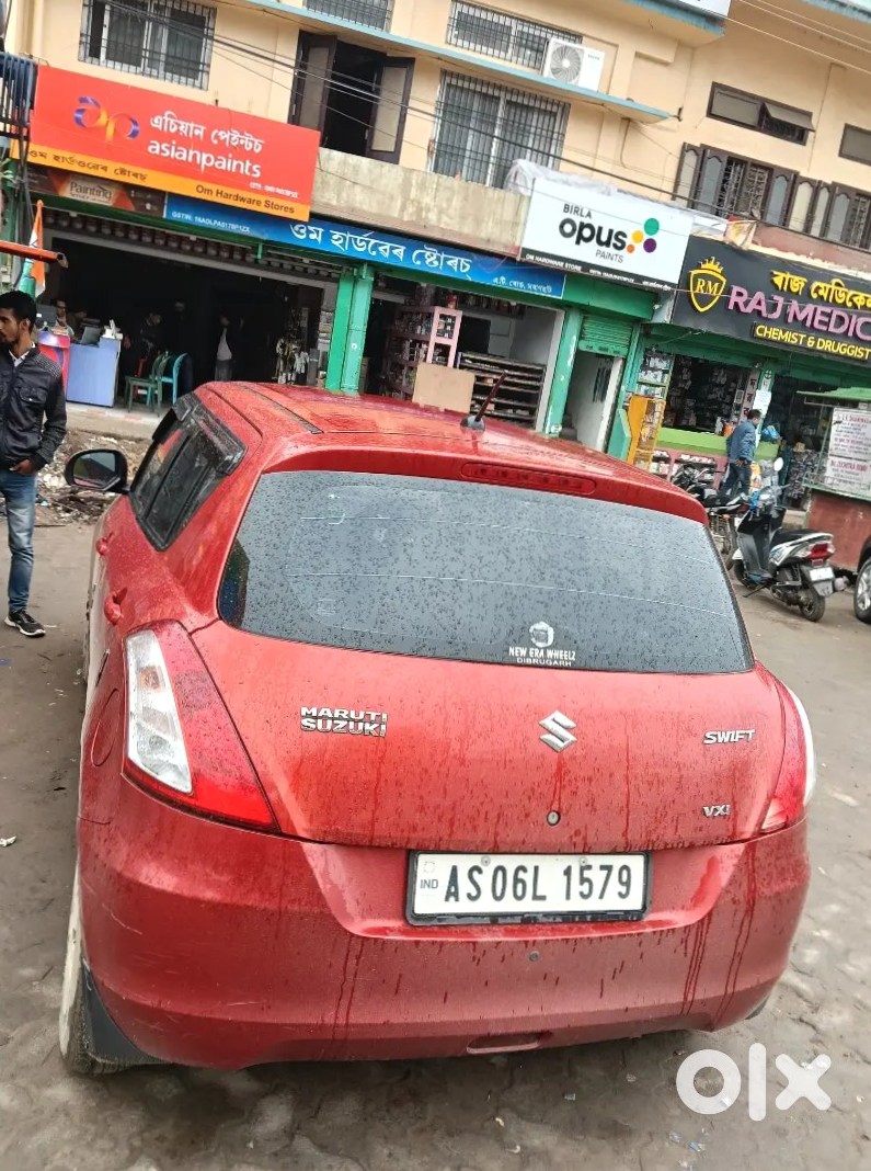 Urgent: Maruti Swift 2010 Cng