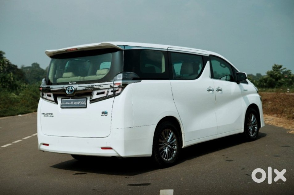 Toyota Vellfire Luxury 2020