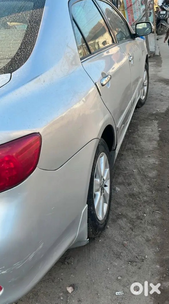 Toyota Corolla Altis 2010