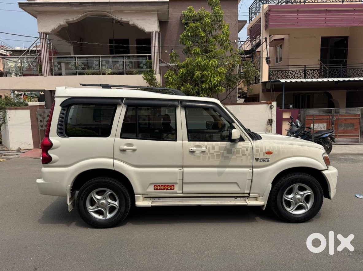 2020 Mahindra Scorpio Petrol Automatic