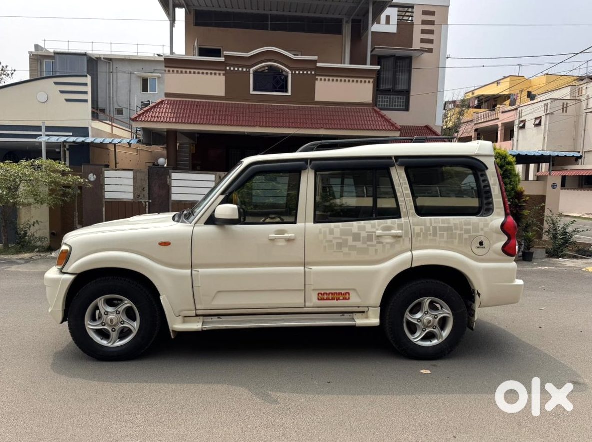 2020 Mahindra Scorpio Petrol Automatic