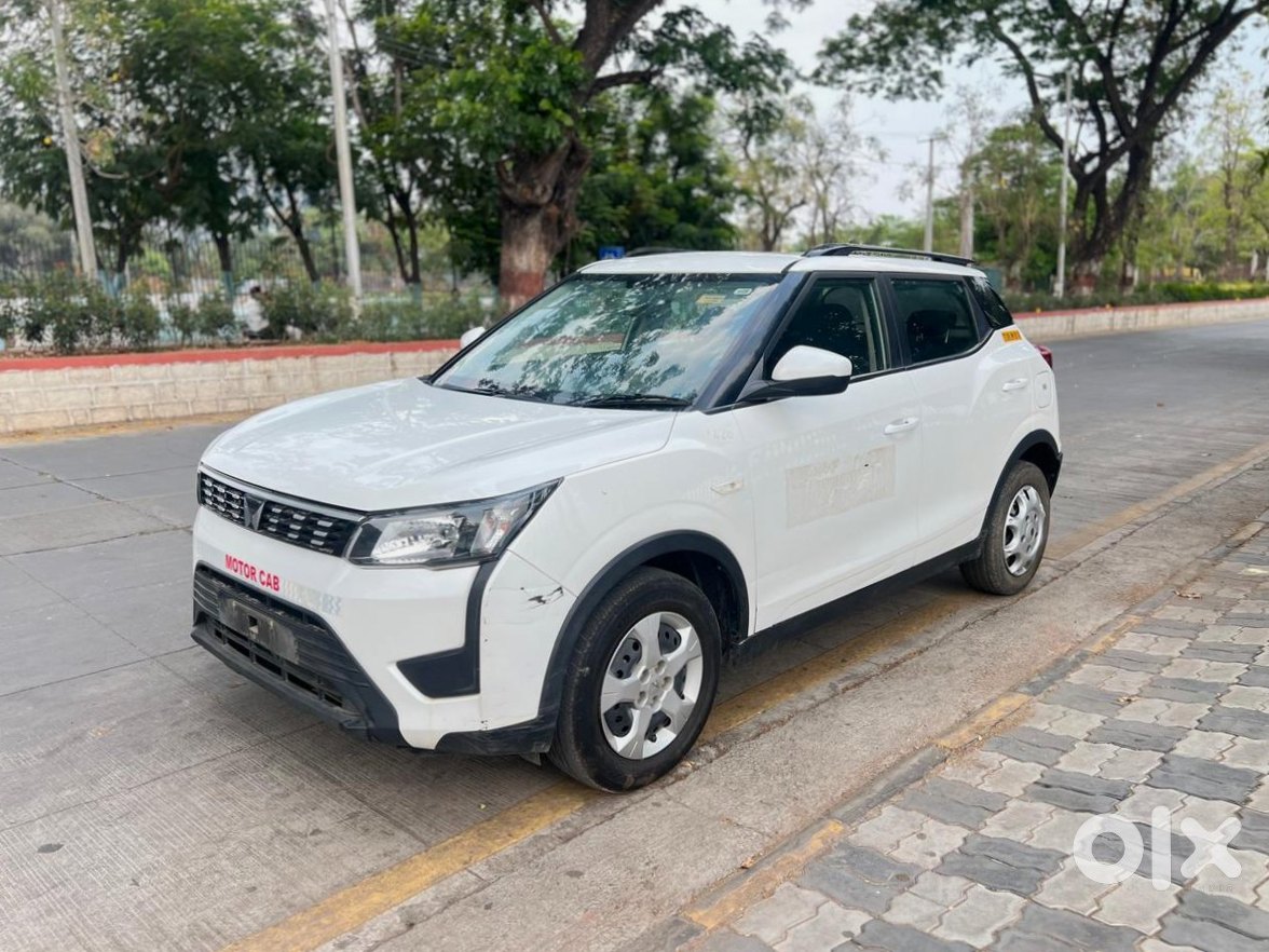 2024 Mahindra Xuv400 Cng Manual - Going Abroad Need Fast Sale