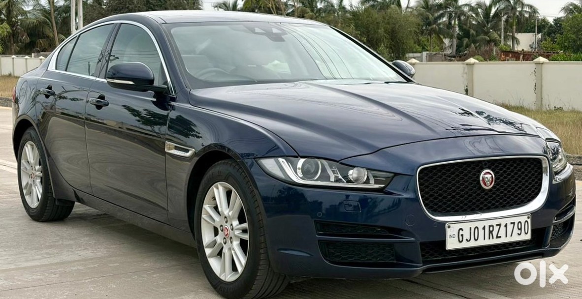 2017 Jaguar Xe - Premium Sedan