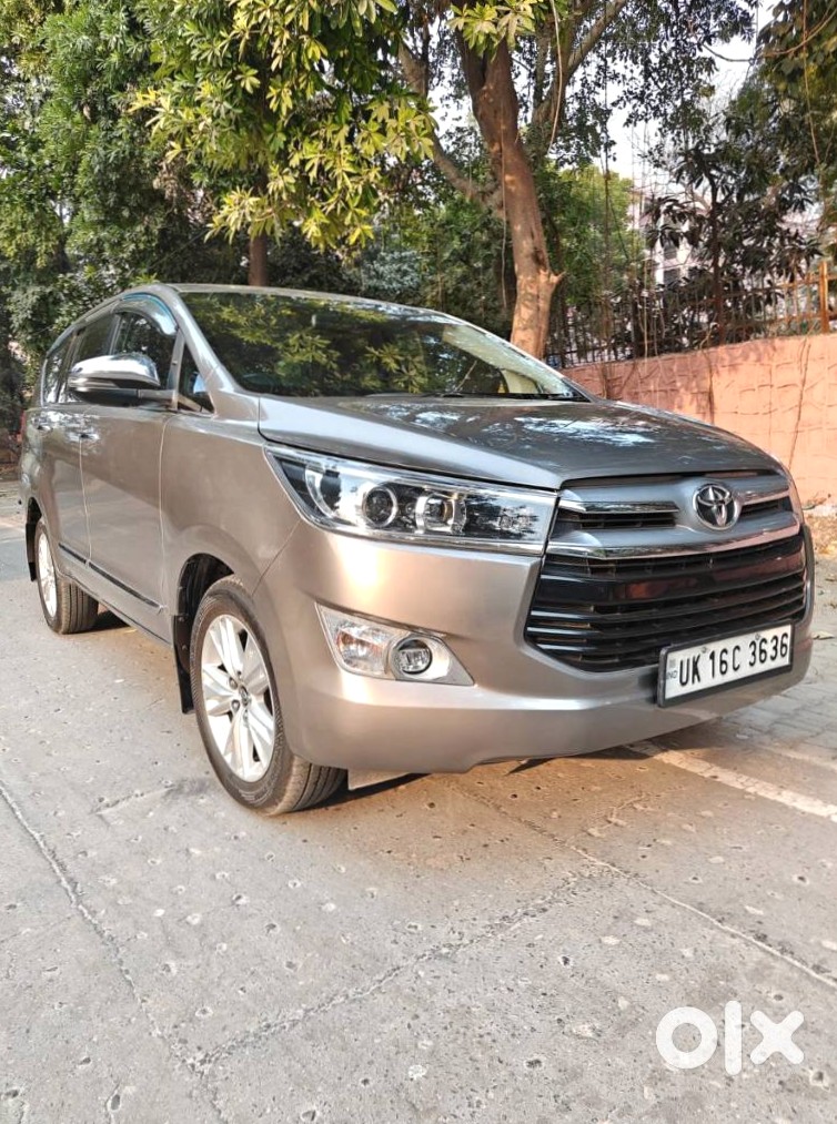 2020 Toyota Innova Crysta - Family Suv
