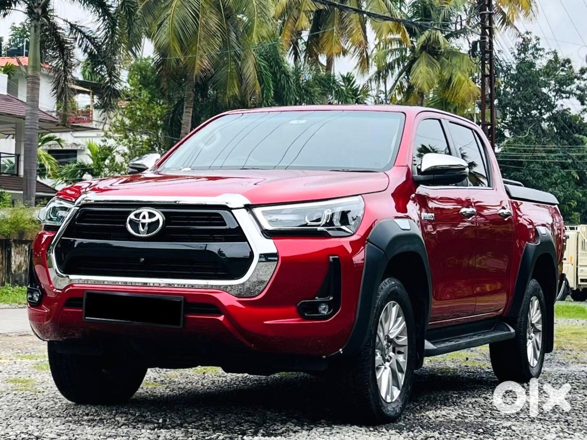 Urgent Sale - 2024 Toyota Hilux Diesel Manual
