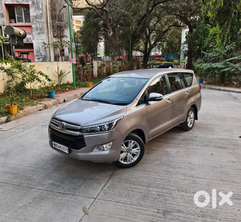 2016 Toyota Innova Crysta - Diesel Manual