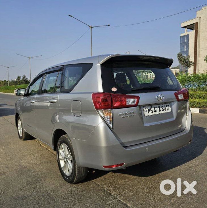 2015 Toyota Innova Crysta Petrol