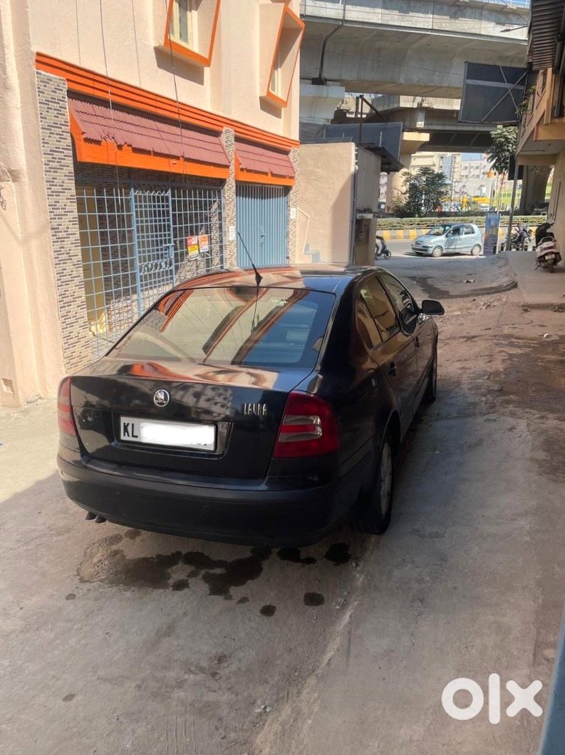 Skoda Laura Manual - Condition Good